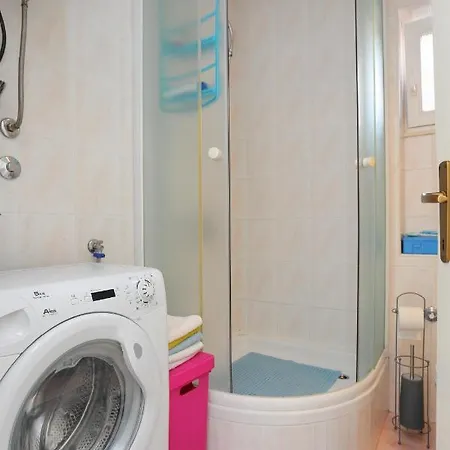 بيت للعطل Family Friendly House With A Parking Space - 19247